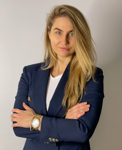 PhDr. Sandra Šuchová PhDr. Sandra Šuchová