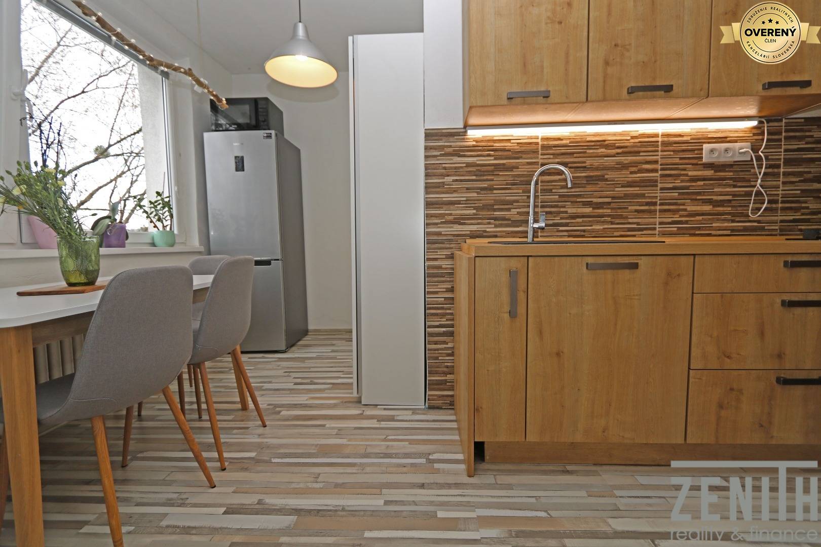 kuchyňa s jedálňou
