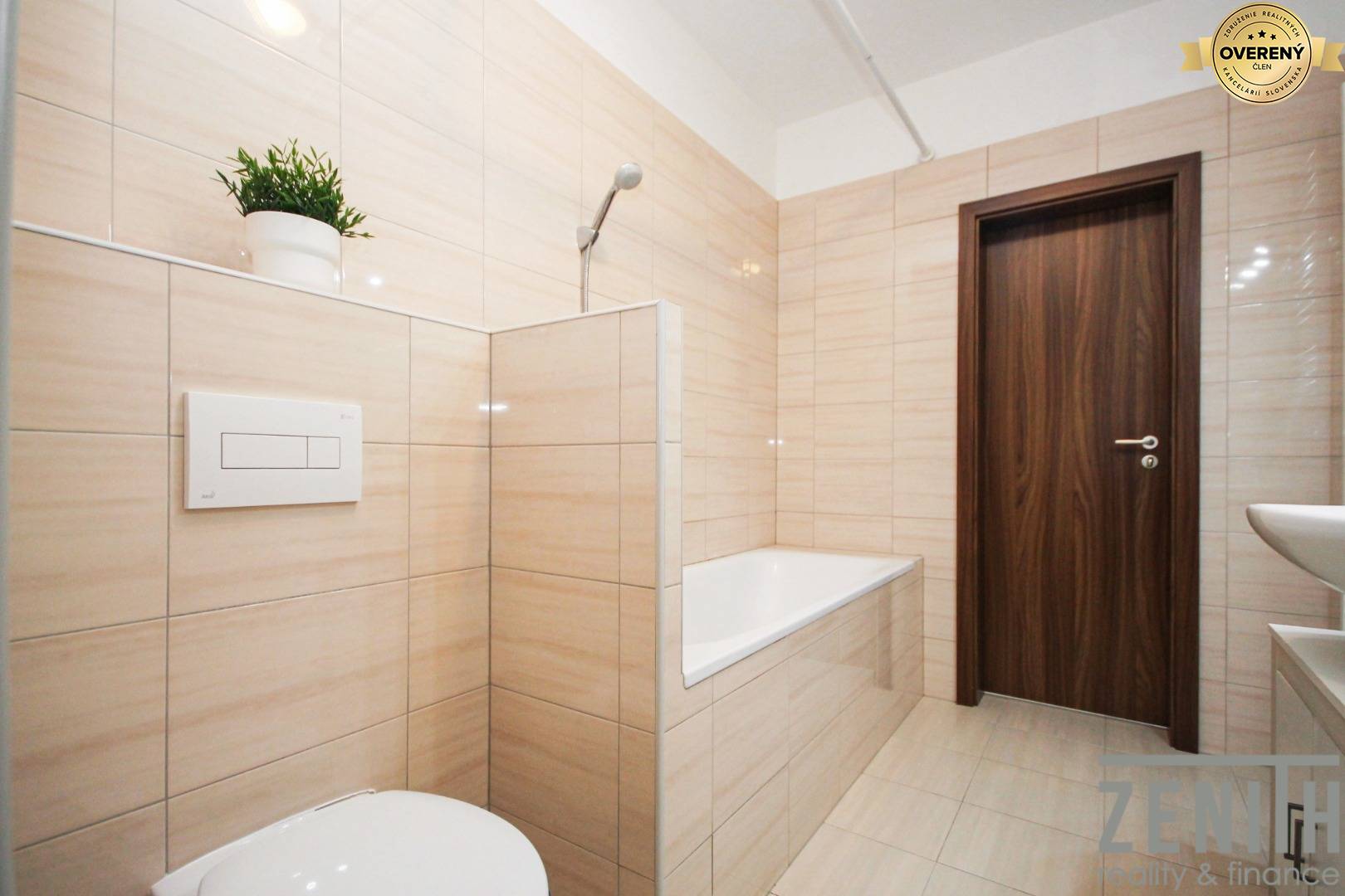 kúpeľňa s toaletou